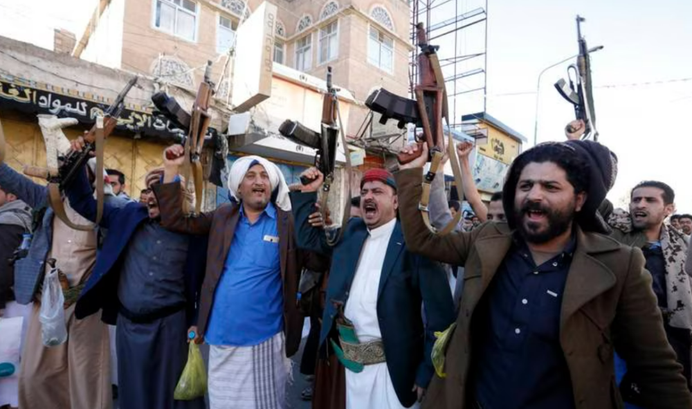 Yemen's presidential council warns Houthis against escalation of attacks