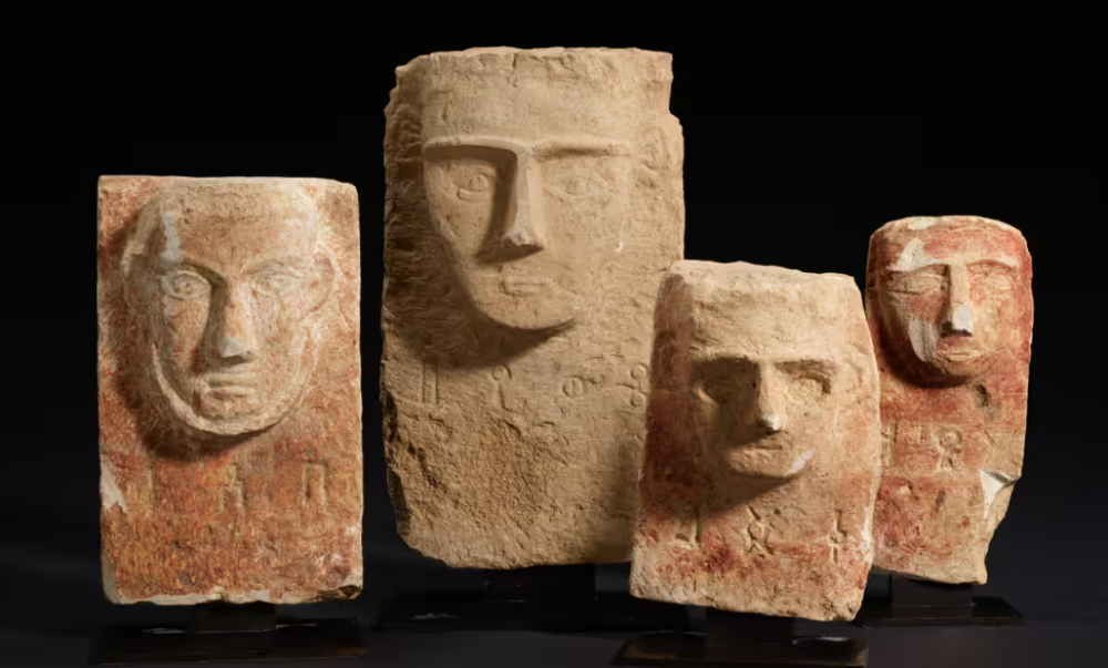 V&A to look after ancient Yemen stones found in London shop