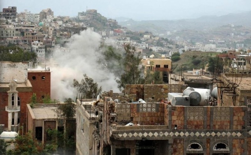 Houthi artillery shelling kills 2 gov't soldiers in southern Yemen