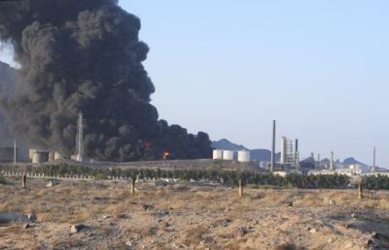 Yemen : Unknown gunmen bomb crude oil pipeline