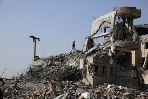 Yemen: bomb blast near Aden airport kills at least 12 civilians