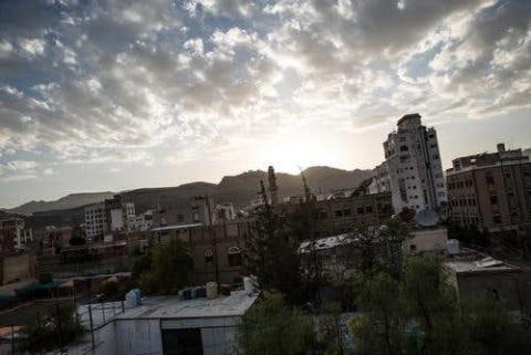 Yemeni Human Rights Coalition Says Houthis Committed 105 Violations in 20 Days