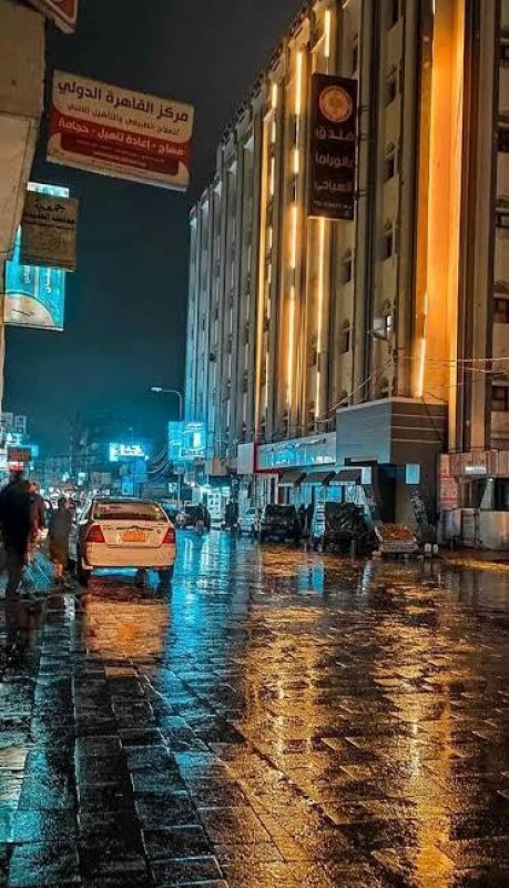 Yemen : Armed Men Torch Shop in Central Sana’a