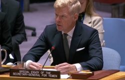 UN Envoy, GCC Secretary General Discuss Political Settlement Path in Yemen