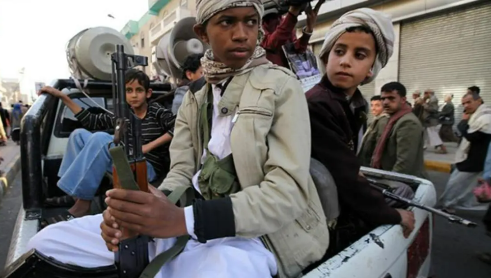 Yemen : Houthi Militia Converts Schools into Military Barracks, Displacing Thousands of Students