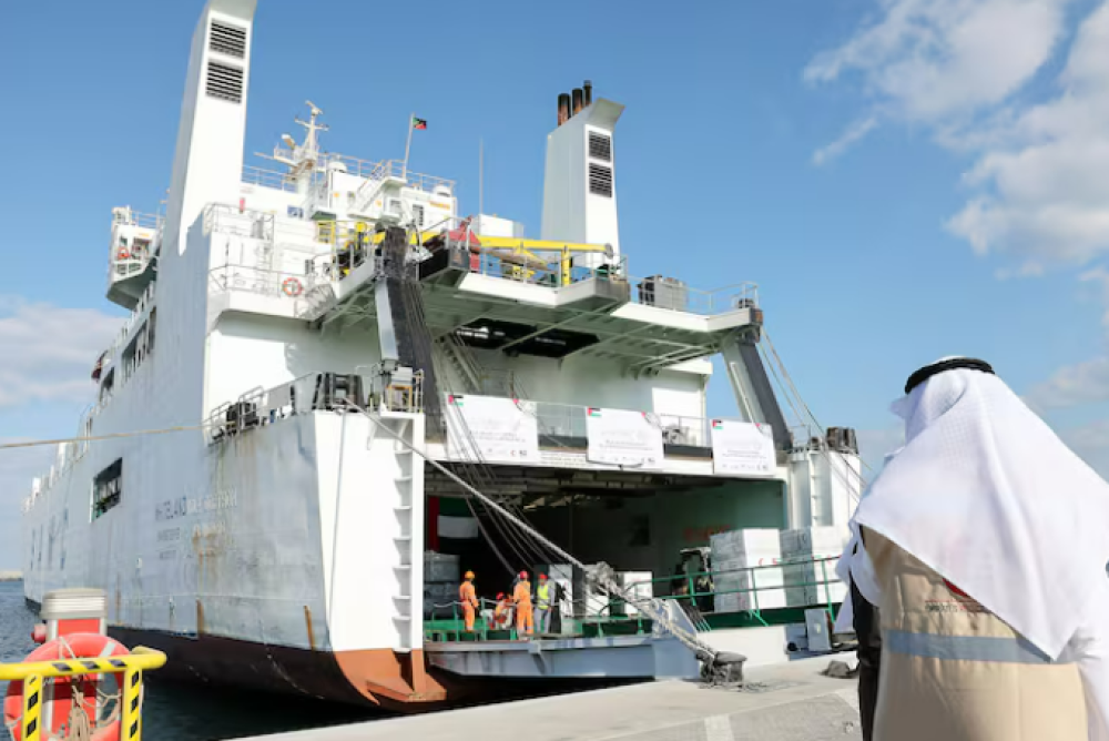 Largest UAE aid ship arrives to deliver crucial supplies to Gaza