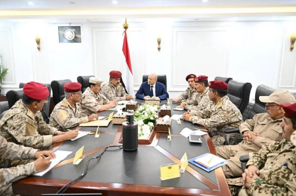 Yemen Govt Urges Broader International Cooperation to Contain Houthis