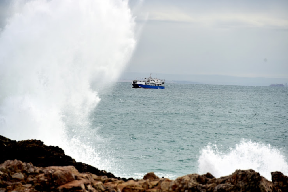 Suspected pirates hijack Yemeni fishing boat off Somali waters, EU naval force says