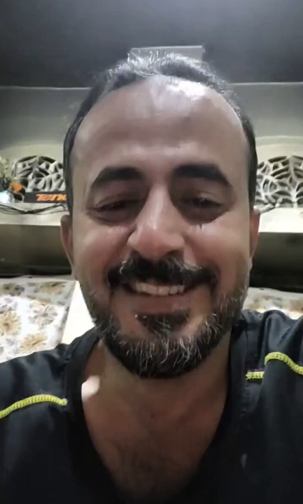 Yemen: Dr. Abdulrahman Mujalli Breaks Down in Viral Video After Houthi Forces Kill His Son and Burn His Home