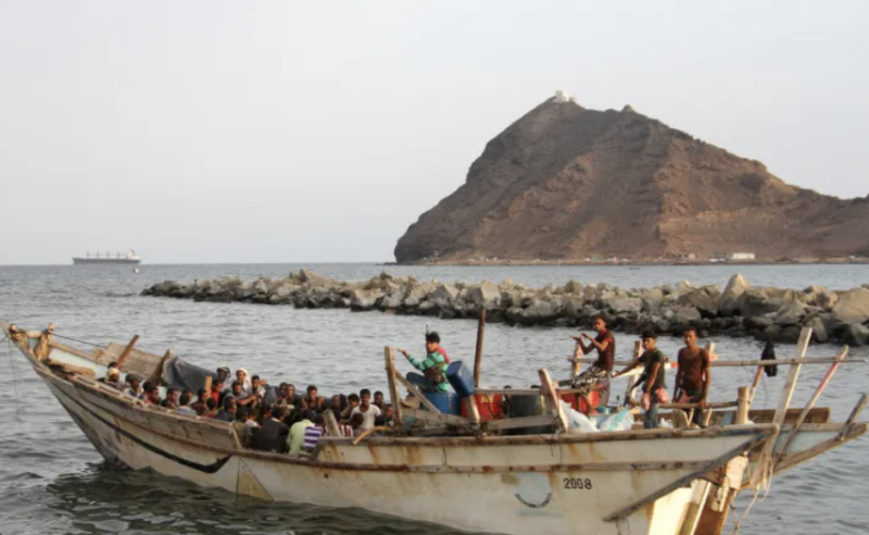 Yemeni Forces Seize Drug-Laden Smuggling Boat off Bab al-Mandab Coast