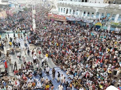 Yemen: Houthis sentence four journalists to death