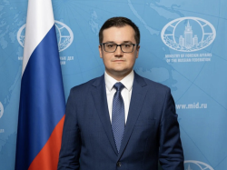 Russian Ambassador: Moscow Plans Diplomatic Return to Yemen, Urges Peaceful Resolution