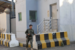 Grundberg Renews Call on Yemen's Houthis to Release UN Staff